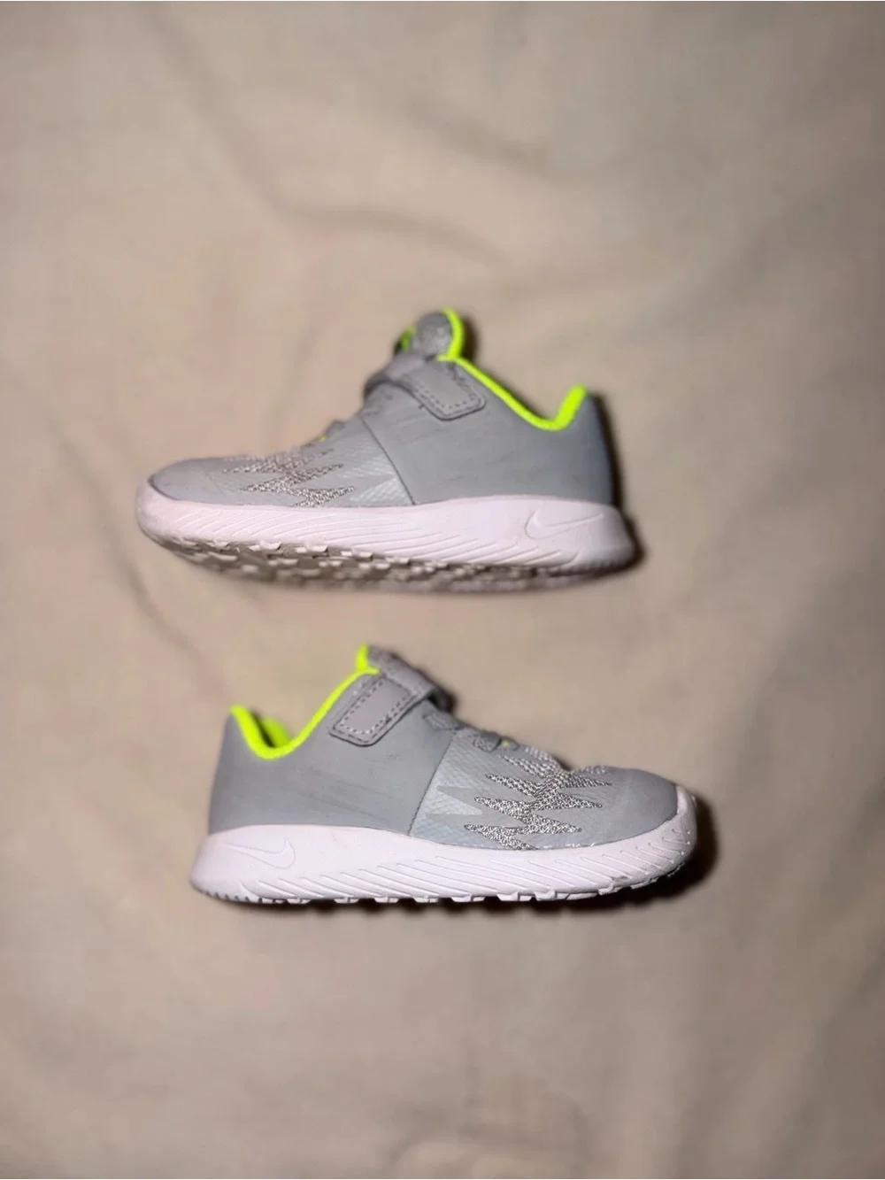 Nike Kids Star Runner Wolf Grey Volt